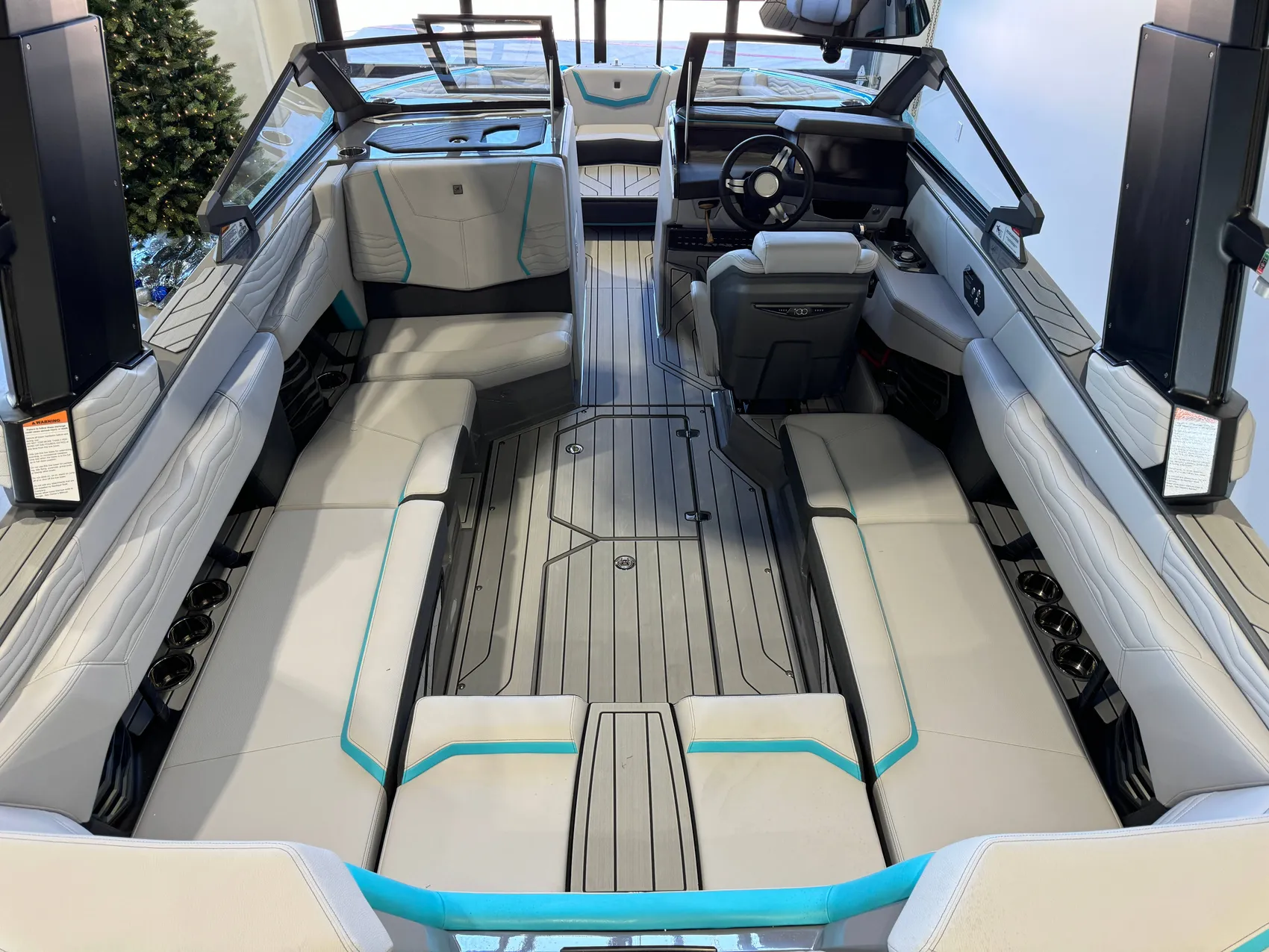 2025 Nautique G23