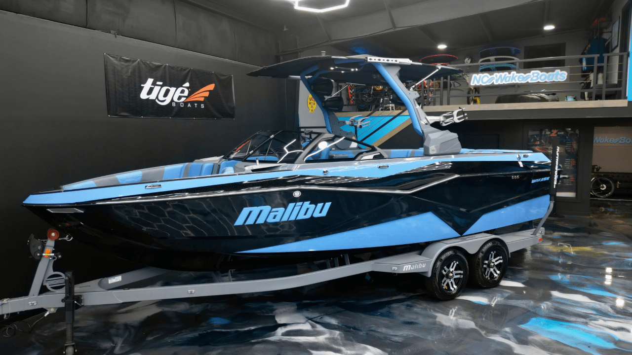 2024 Malibu Wakesetter 25 LSV
