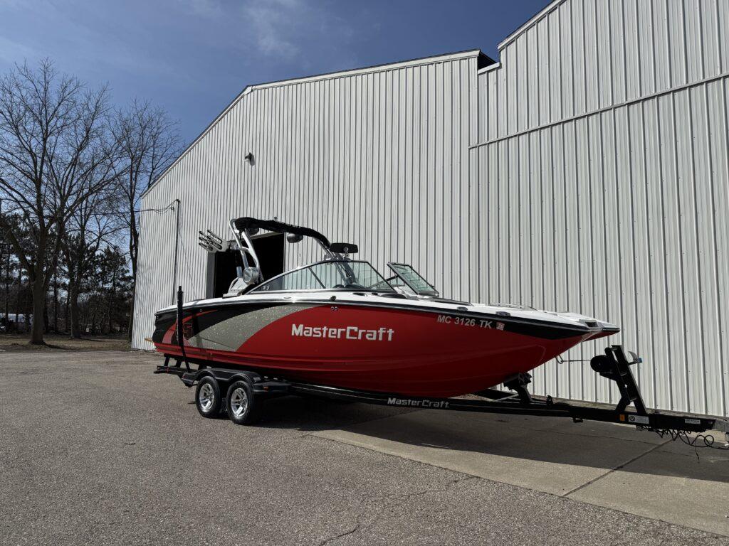 boat.Title