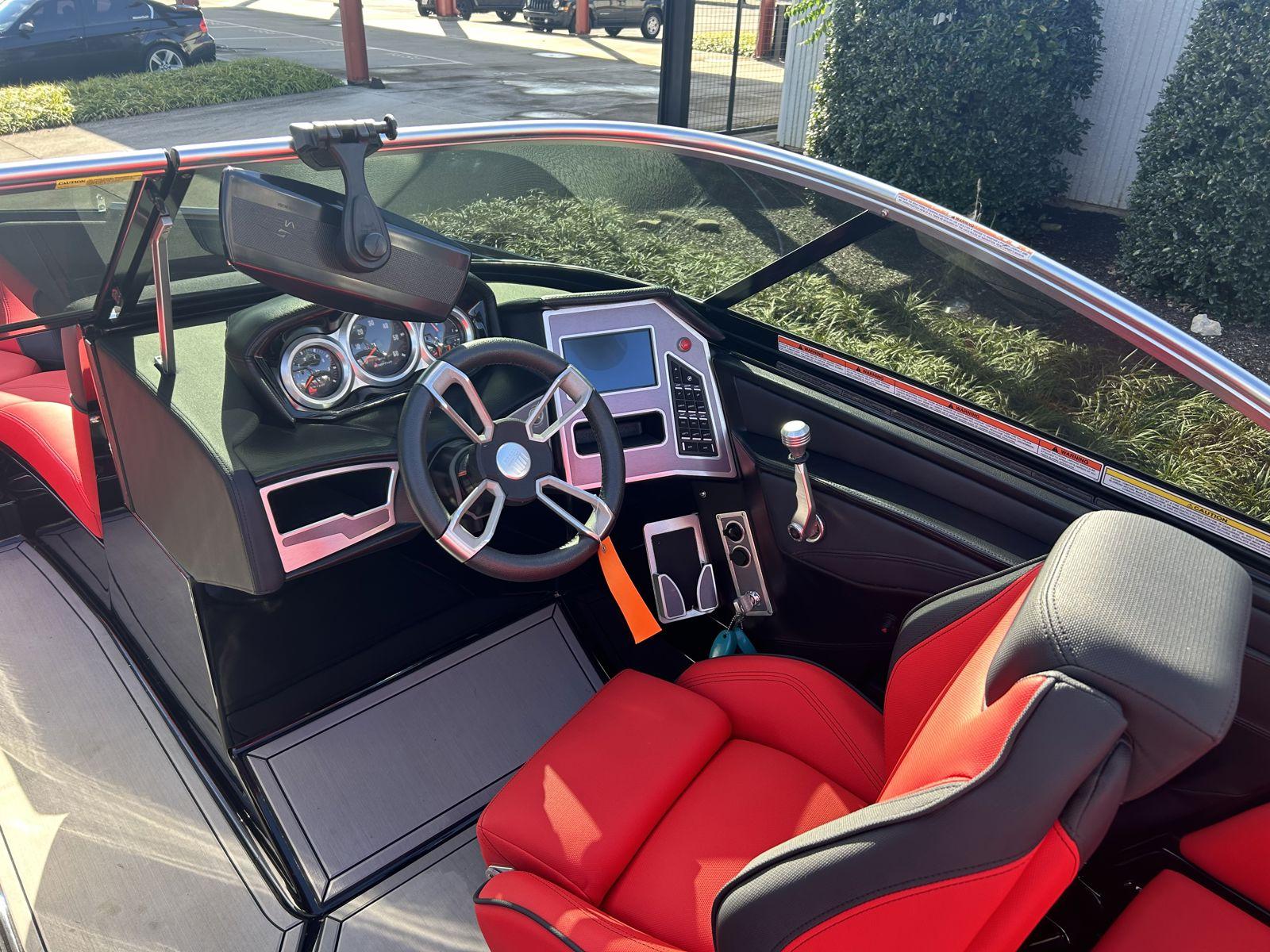 2021 MasterCraft XT23