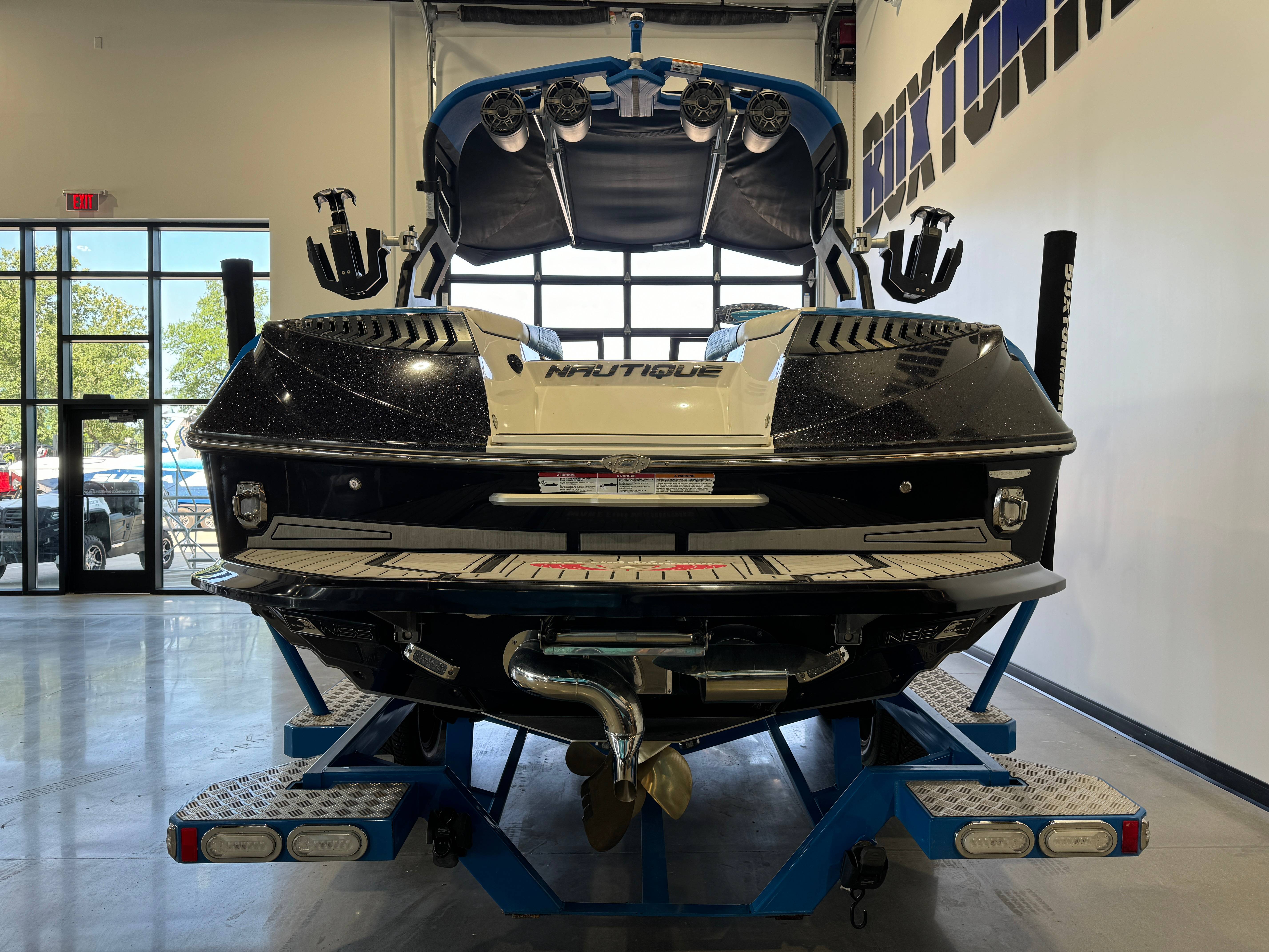 2019 Nautique G23