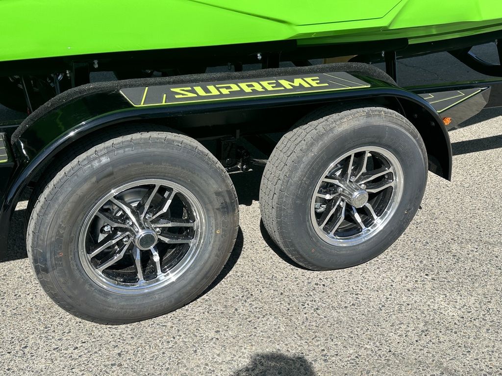 2024 supreme boats ZS212