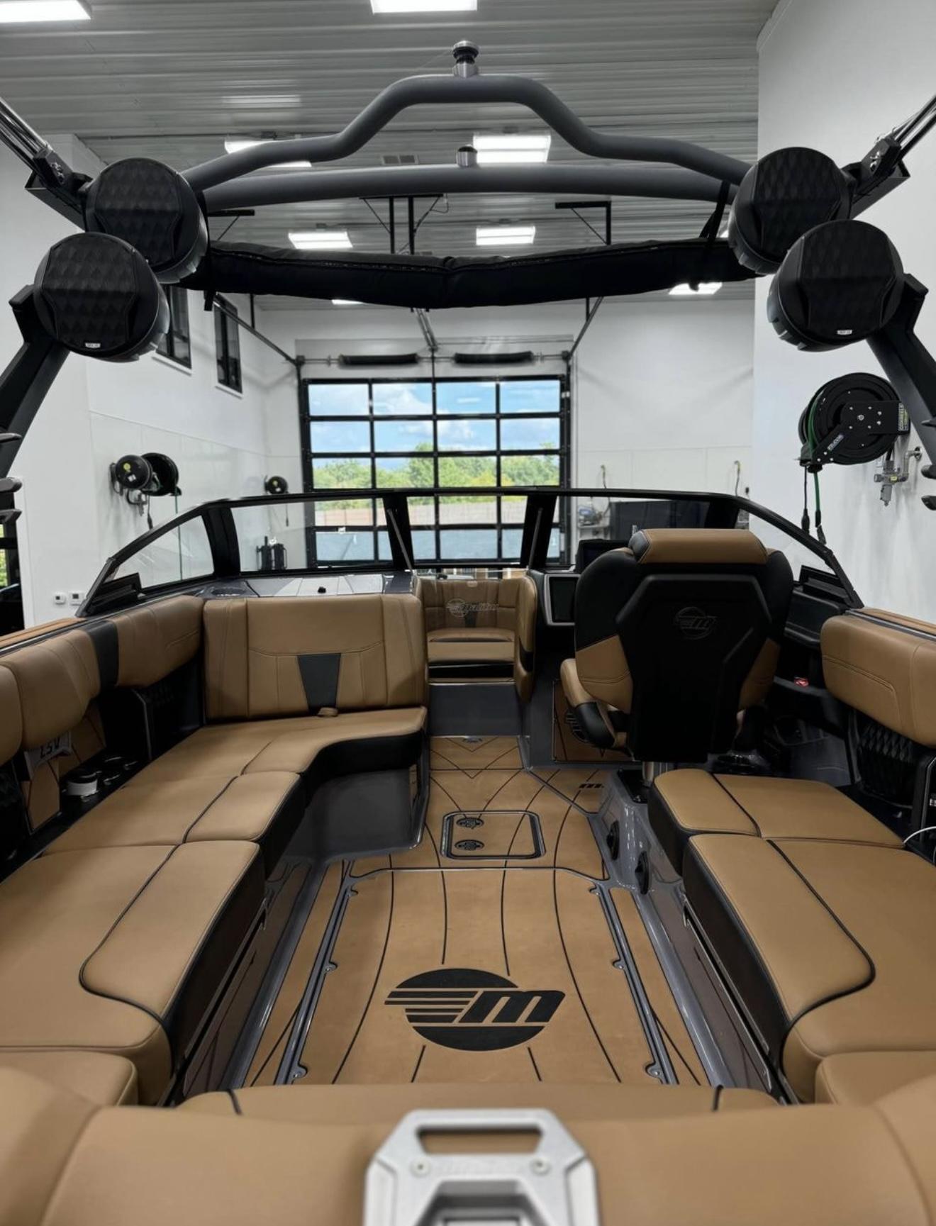2022 Malibu Wakesetter 23 LSV