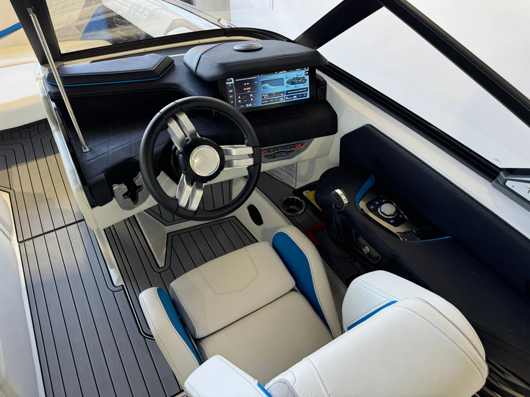 2024 Nautique G23