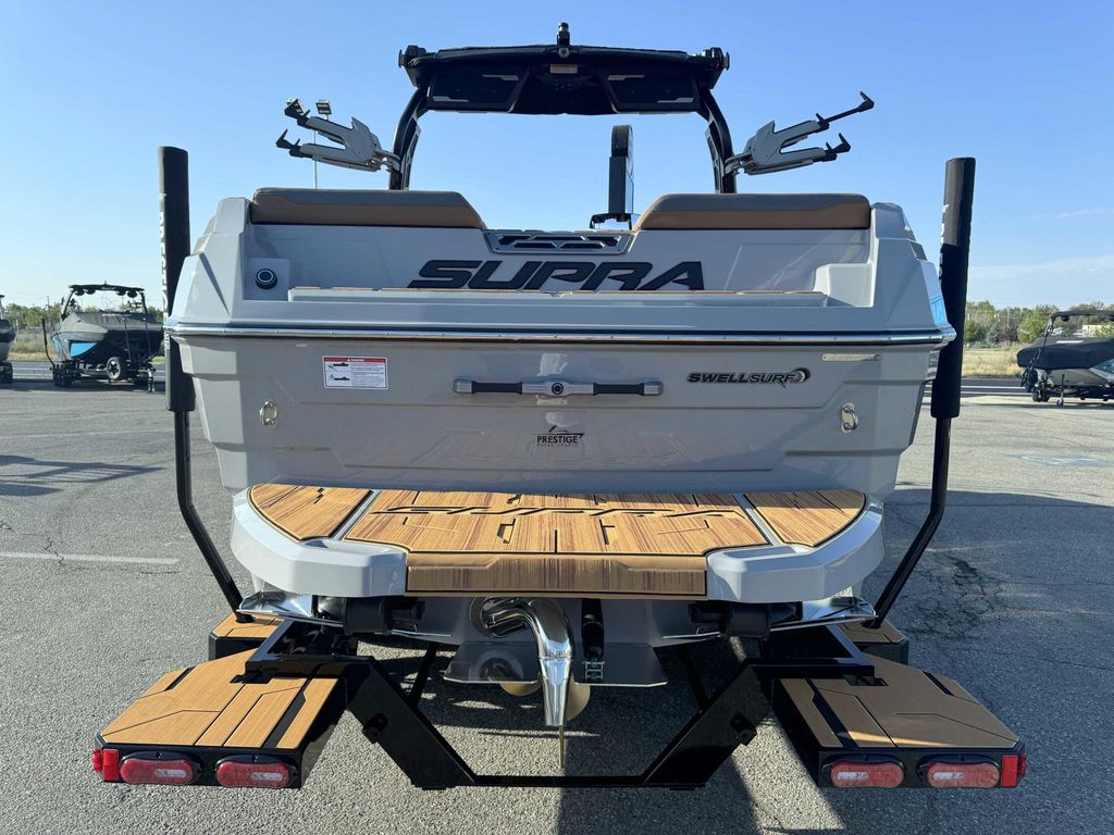 2025 SUPRA SE