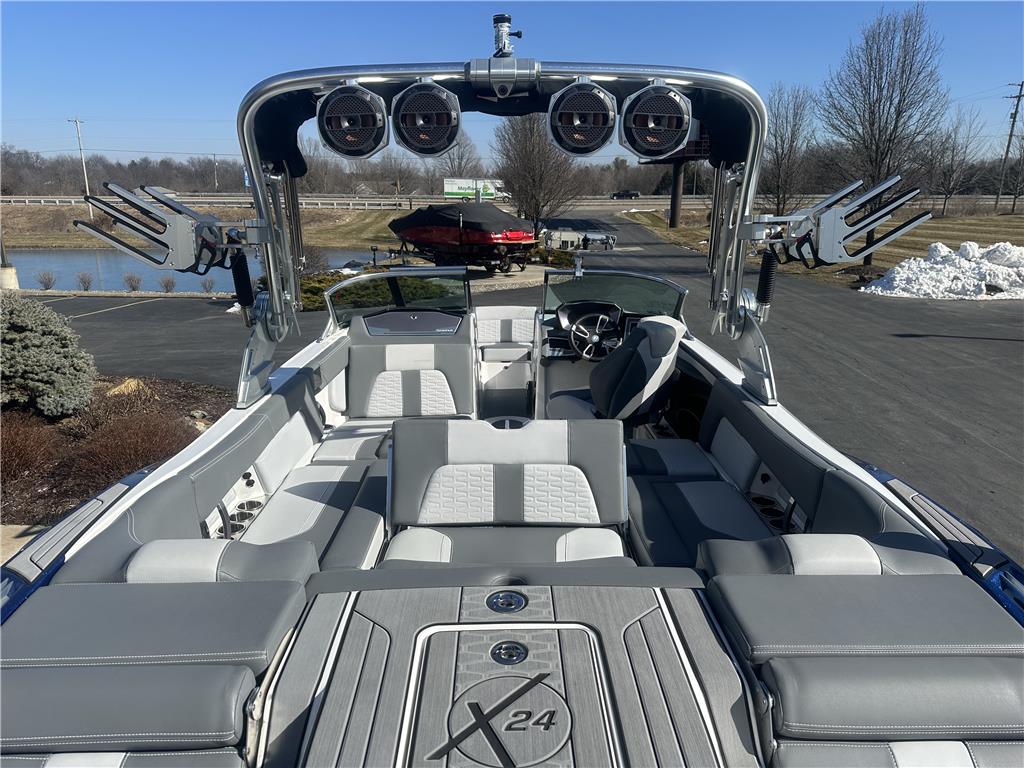 2020 MasterCraft X24