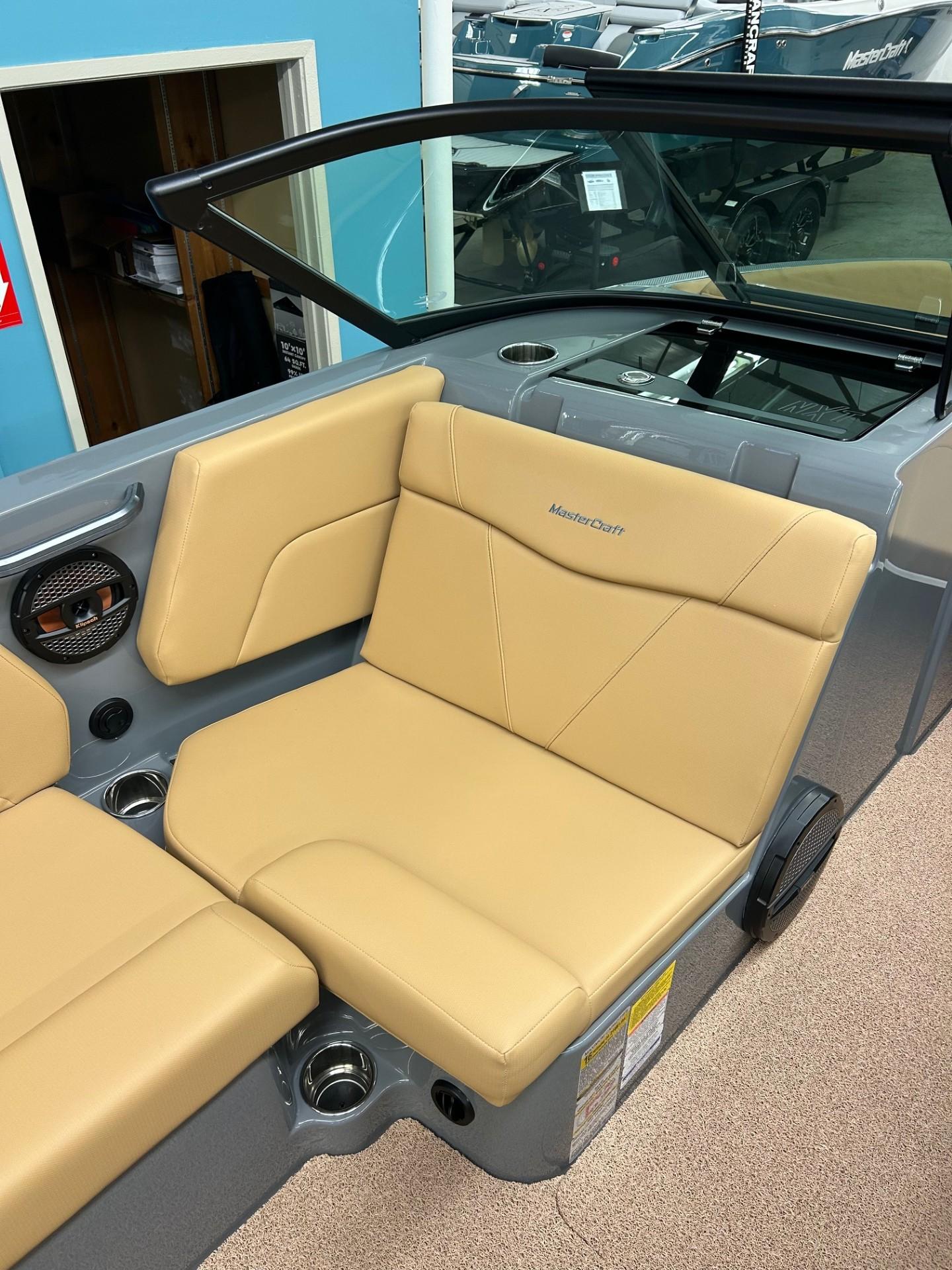 2025 MasterCraft NXT23