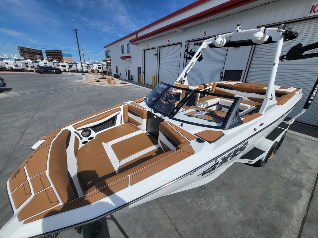 2025 Axis Wake Research A225