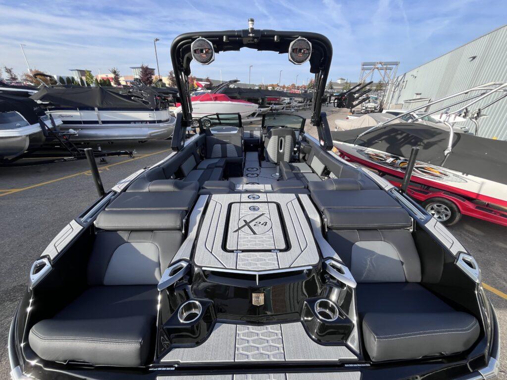 2025 MasterCraft X24