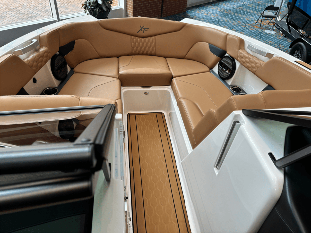2023 Mastercraft XT24 DEMO