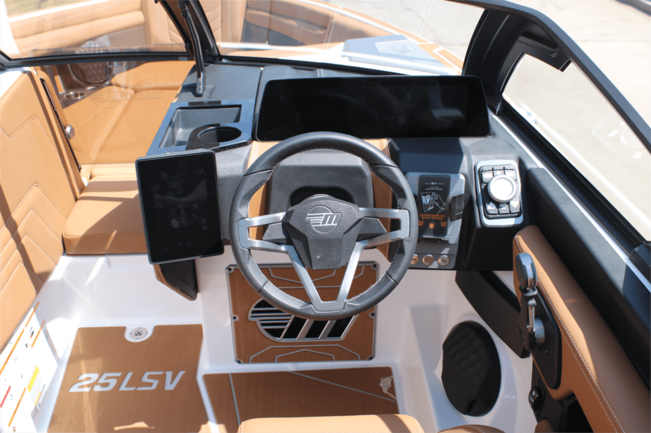 2025 Malibu 25 LSV