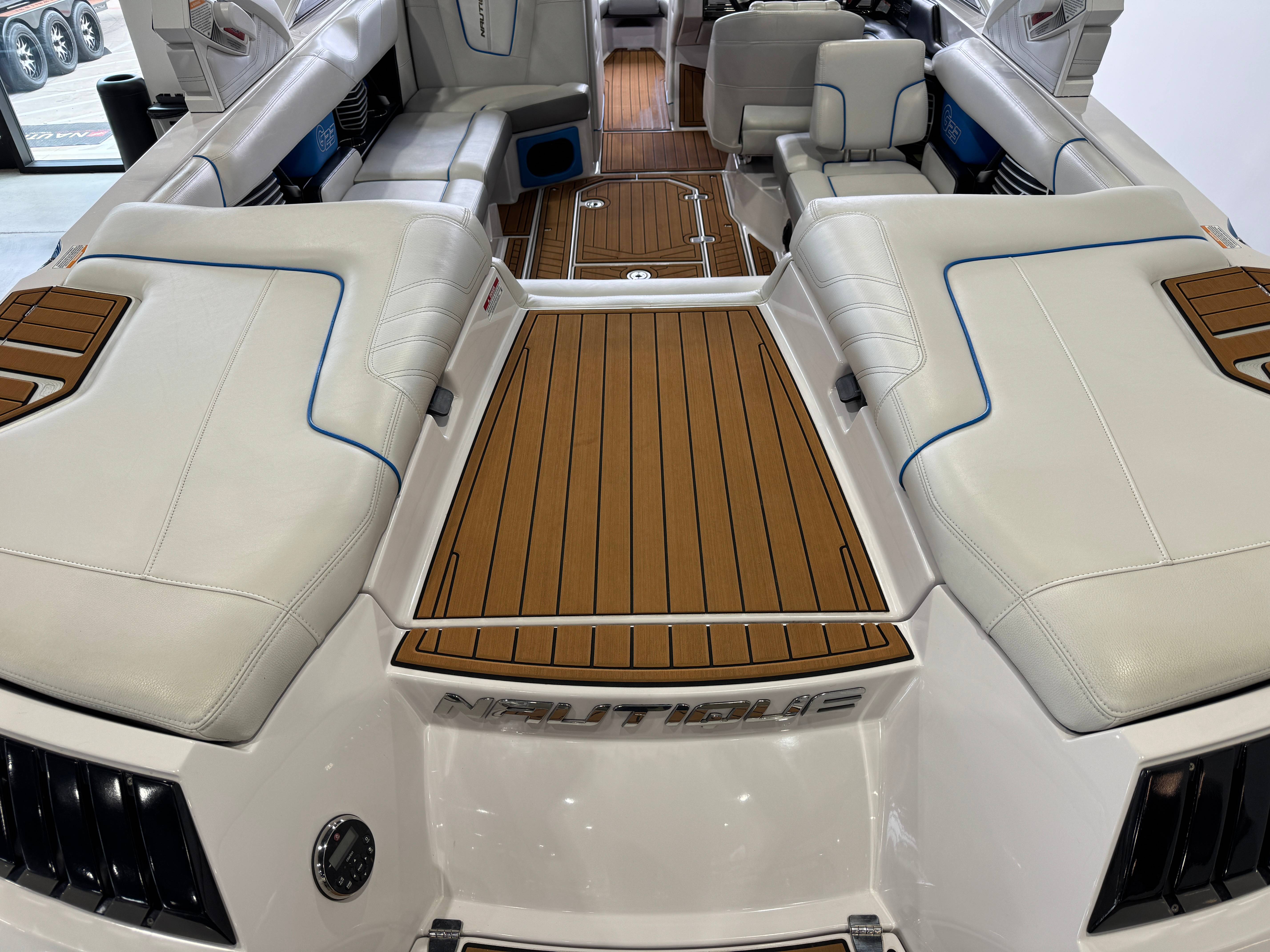 2013 Nautique Super Air Nautique