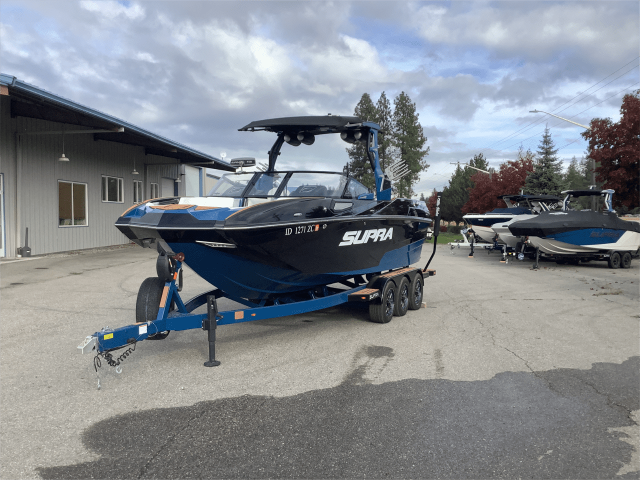boat.Title