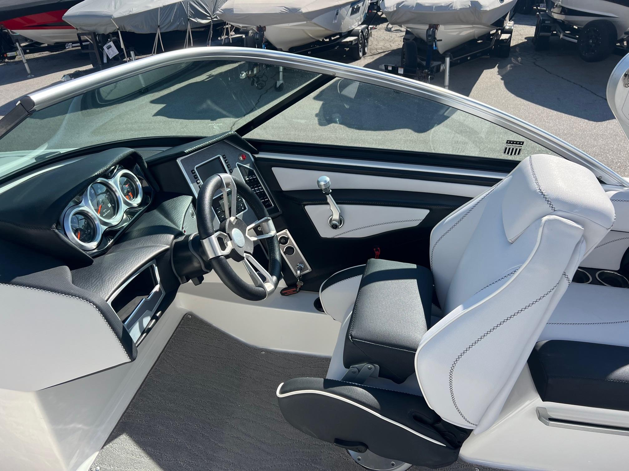 2019 20′ MasterCraft “XT20” Icon