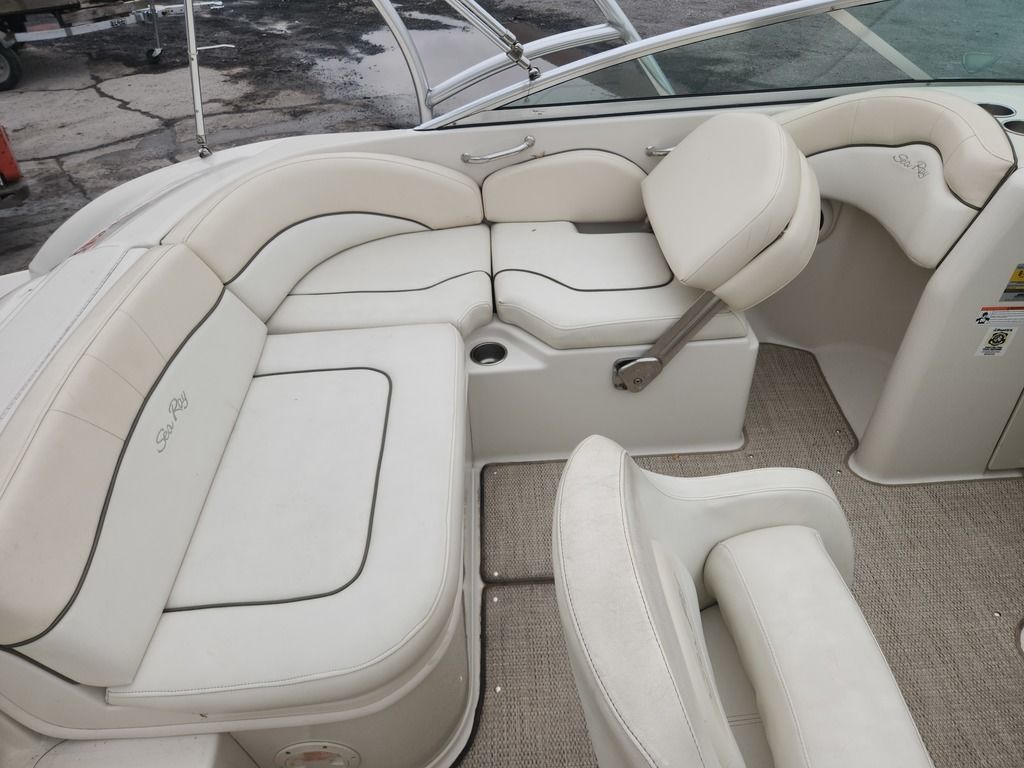 2008 Searay 200 Sundeck