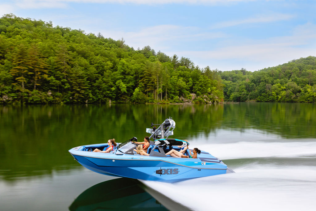 2025 Axis Wake Research T220