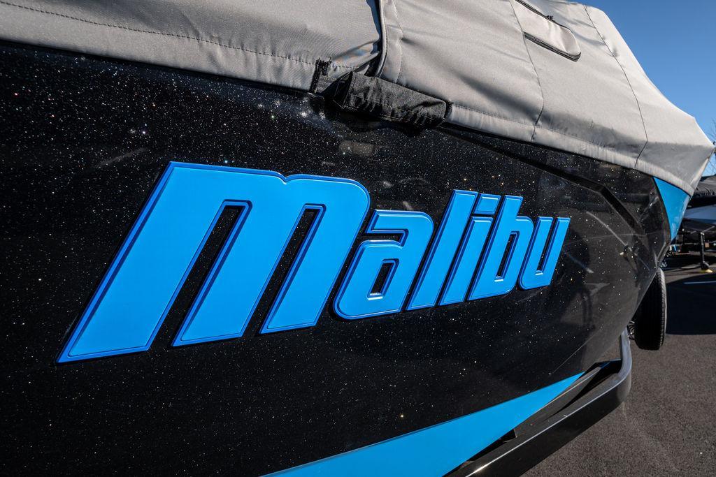 2023 malibu boats 26-LSV