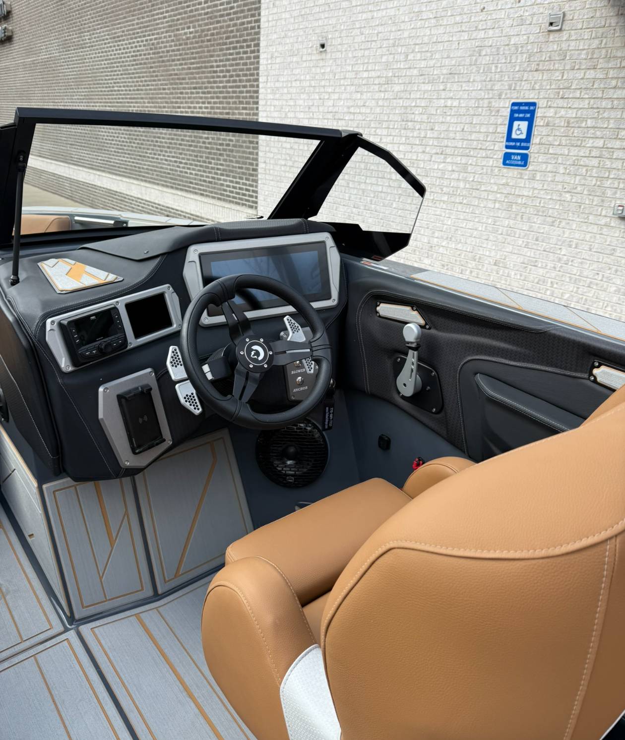 2025 Centurion NV233