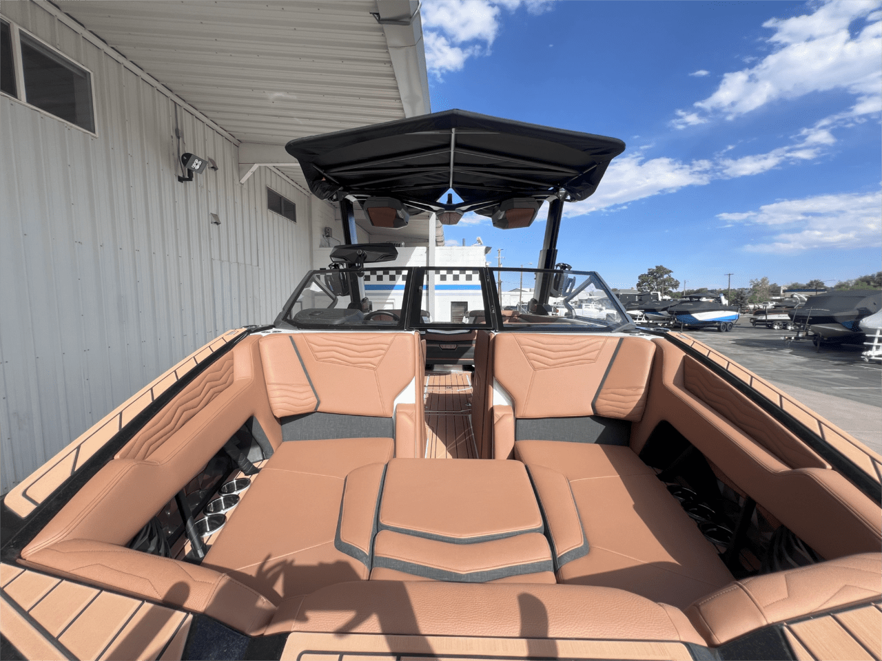 2025 Nautique G23