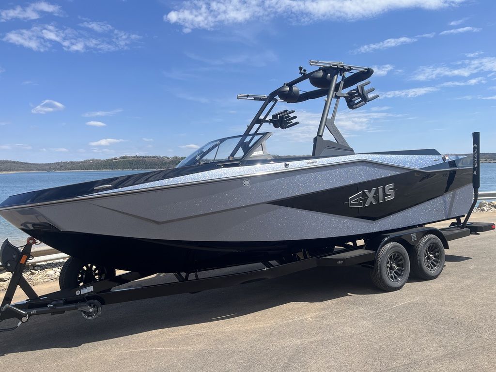 2025 Axis Wake Research T235