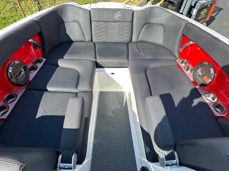 2019 MasterCraft X26