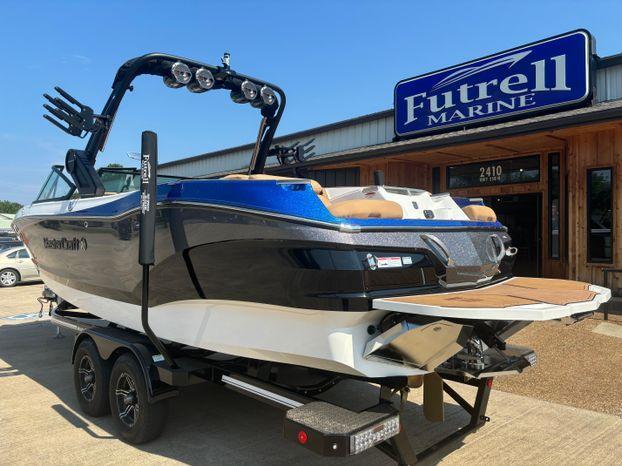 2022 MasterCraft X26