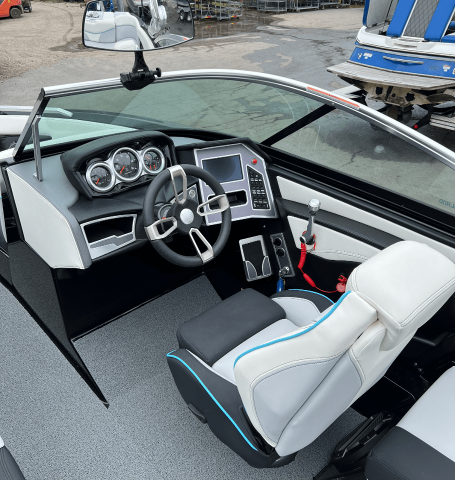 2021 MasterCraft XT23