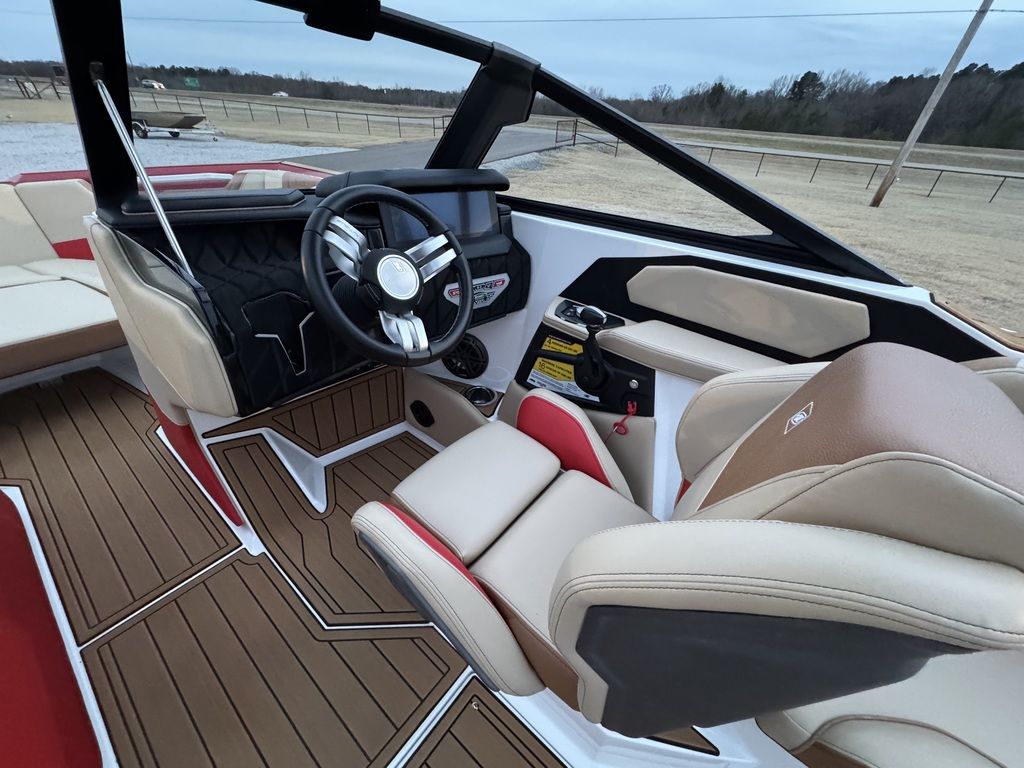 2022 Nautique S23