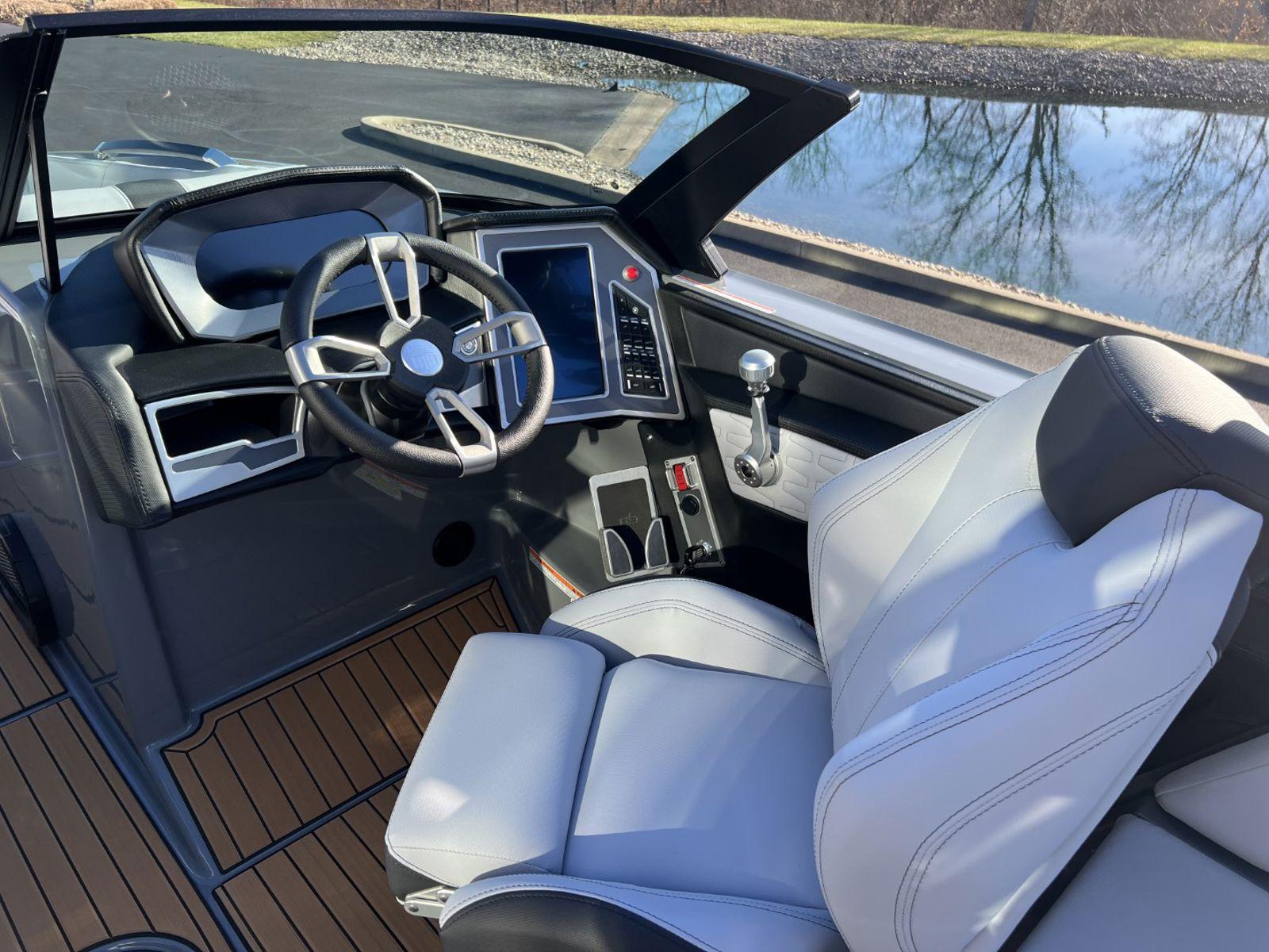 2024 MasterCraft X24