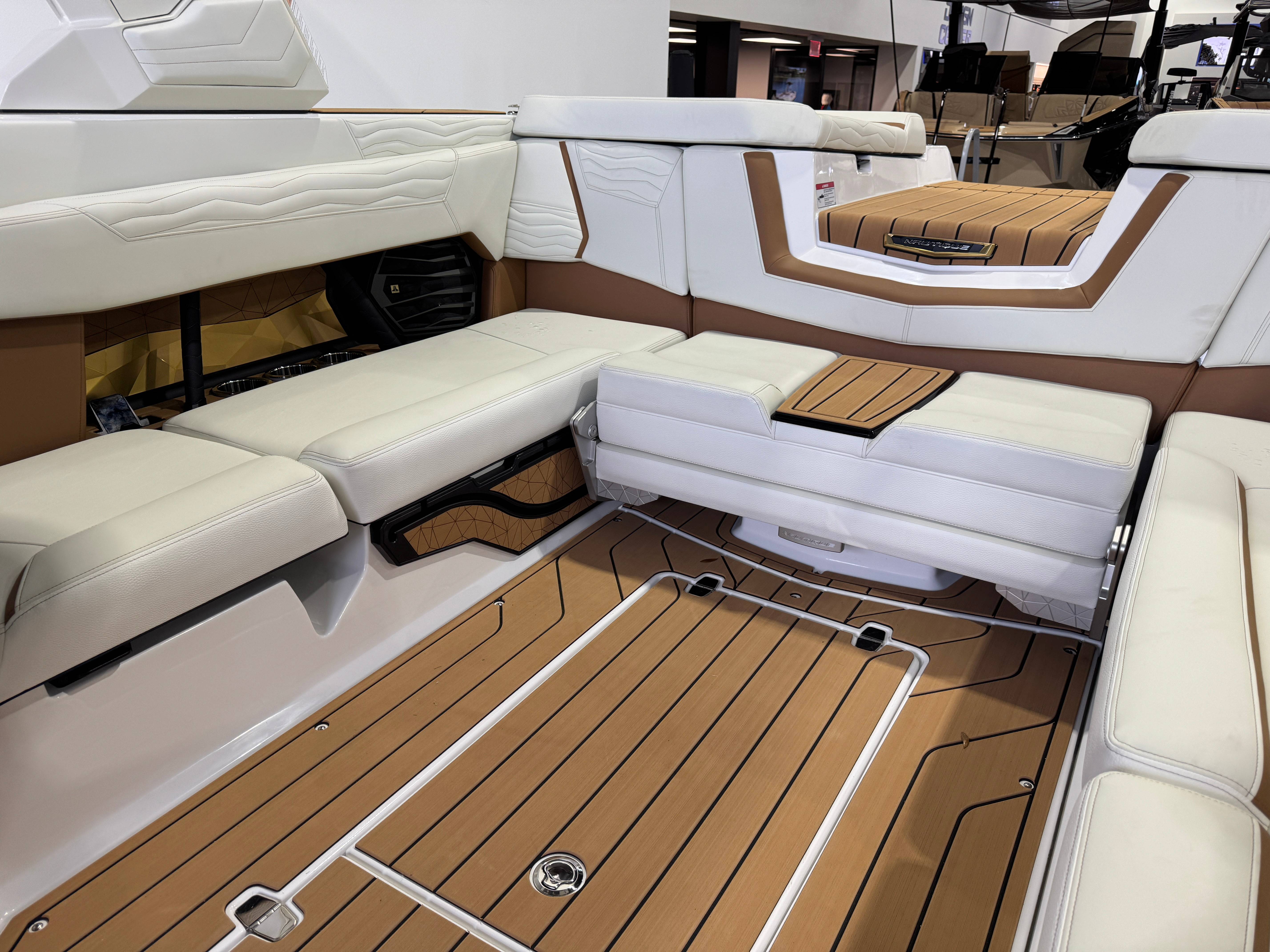 2025 Nautique Super Air Nautique G23
