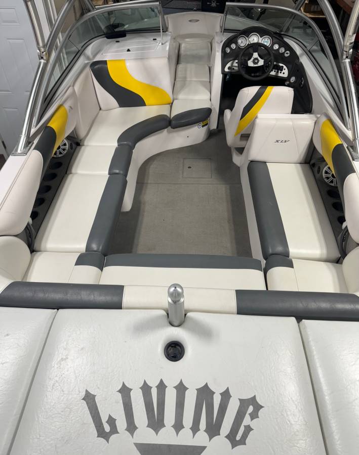 2006 Moomba Mobius XLV