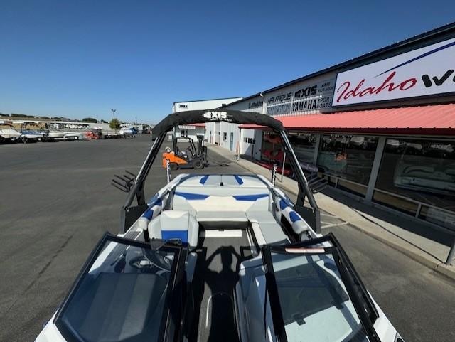 2020 Axis A20