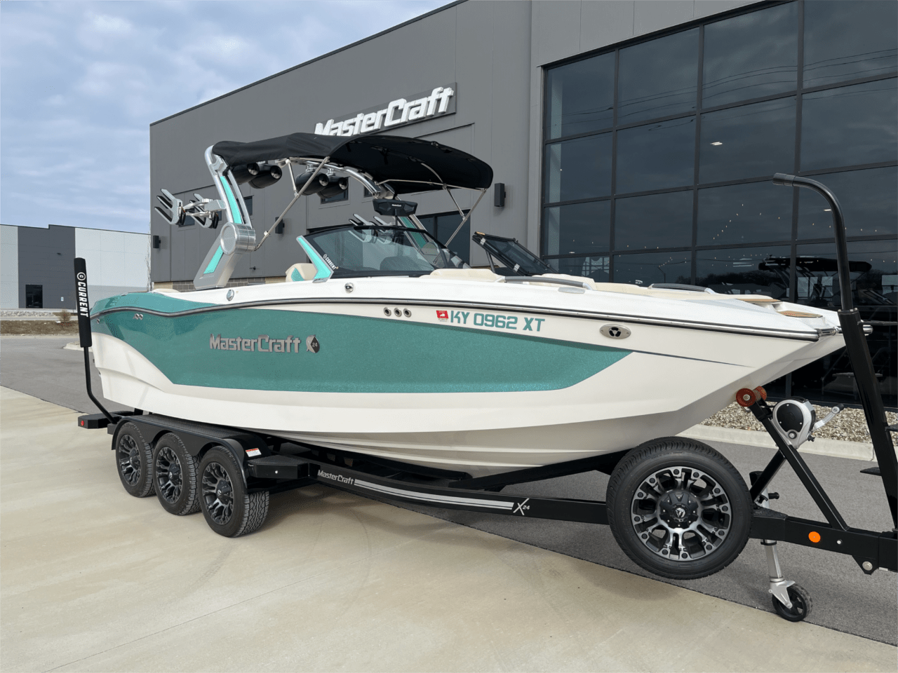 boat.Title