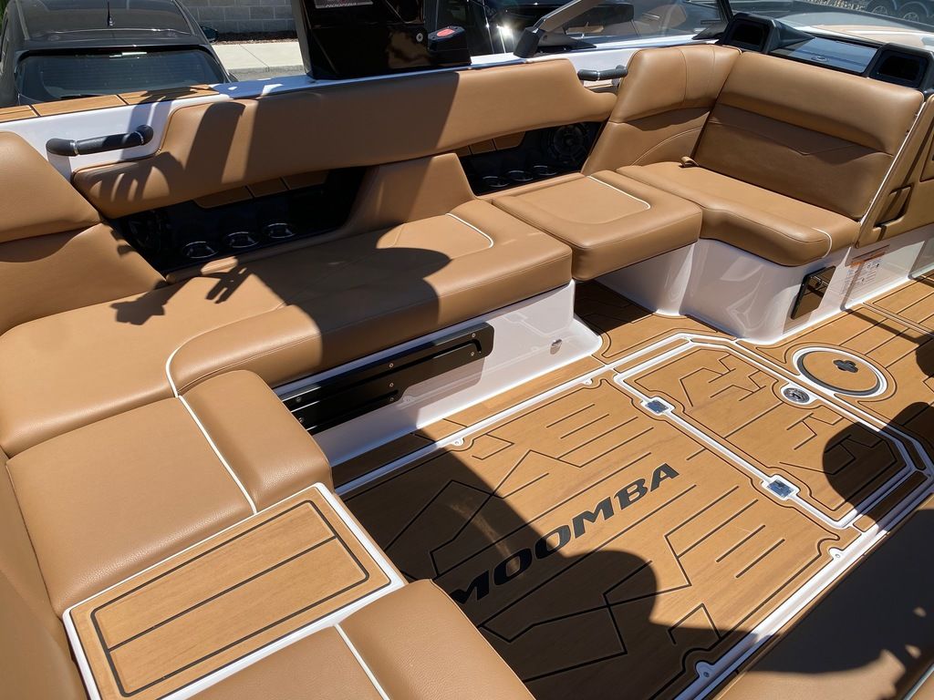 2024 moomba Mojo