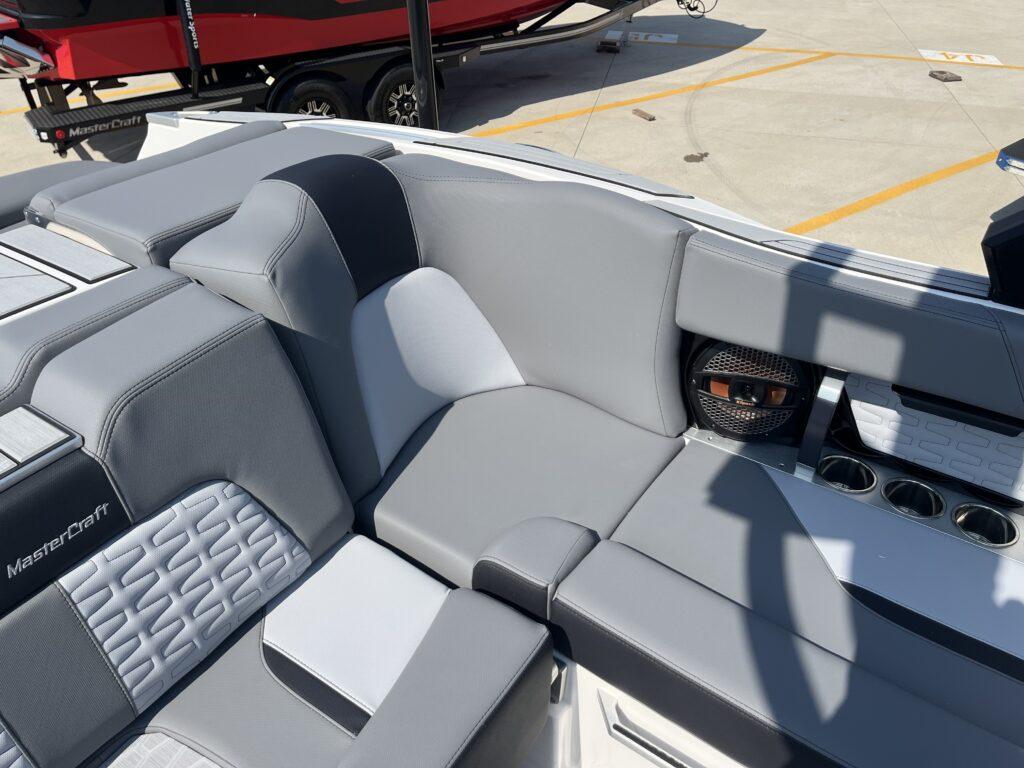 2025 MasterCraft X22