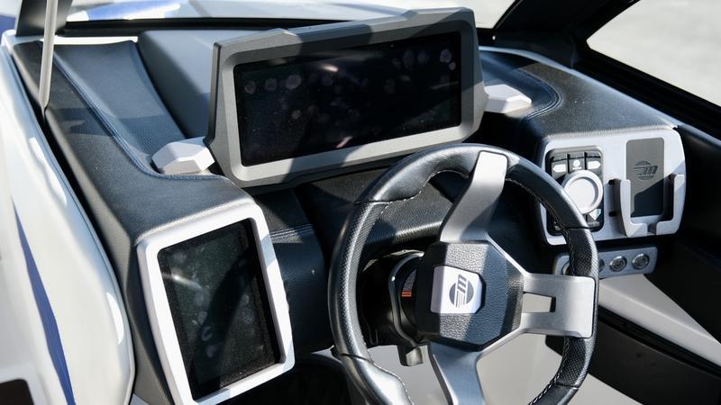 2022 MALIBU 22 LSV