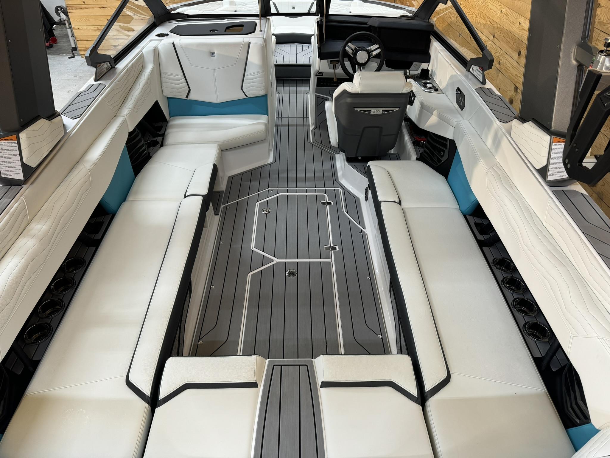 2025 Nautique G25 Icon