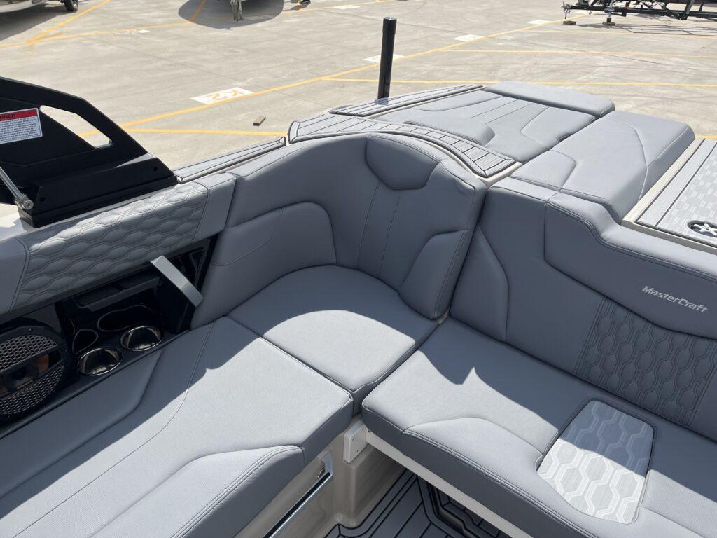2025 MasterCraft XT20