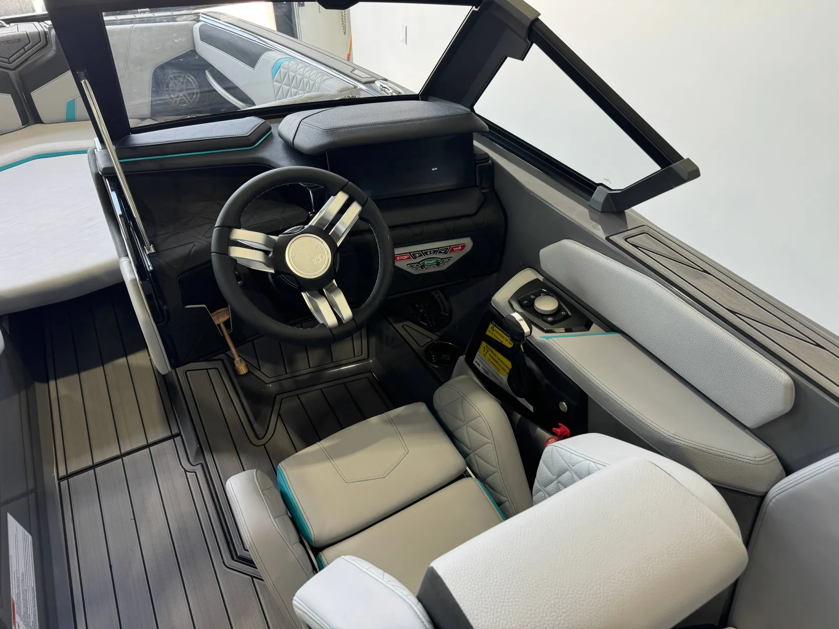 2025 Nautique GS24