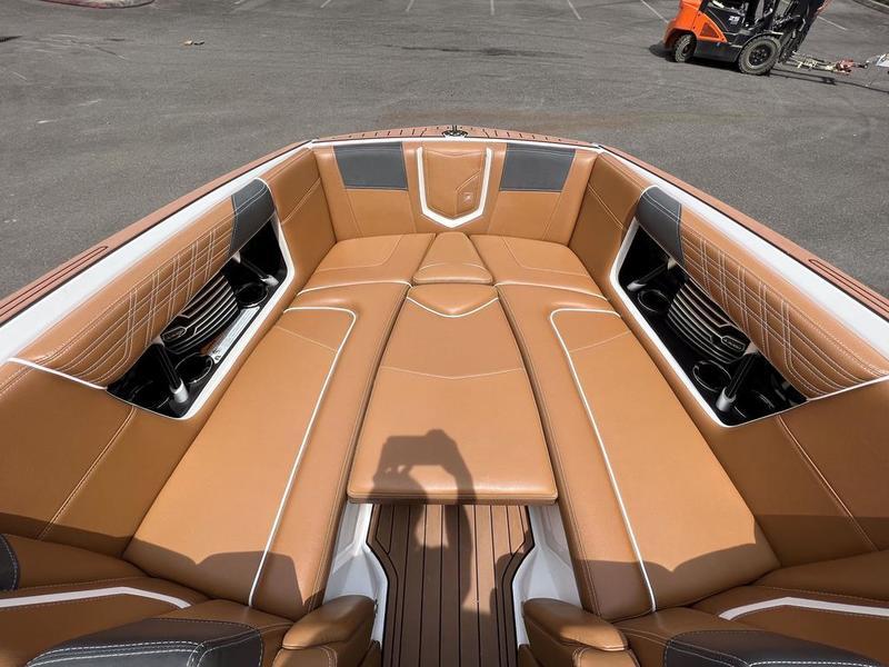 2016 Nautique G25