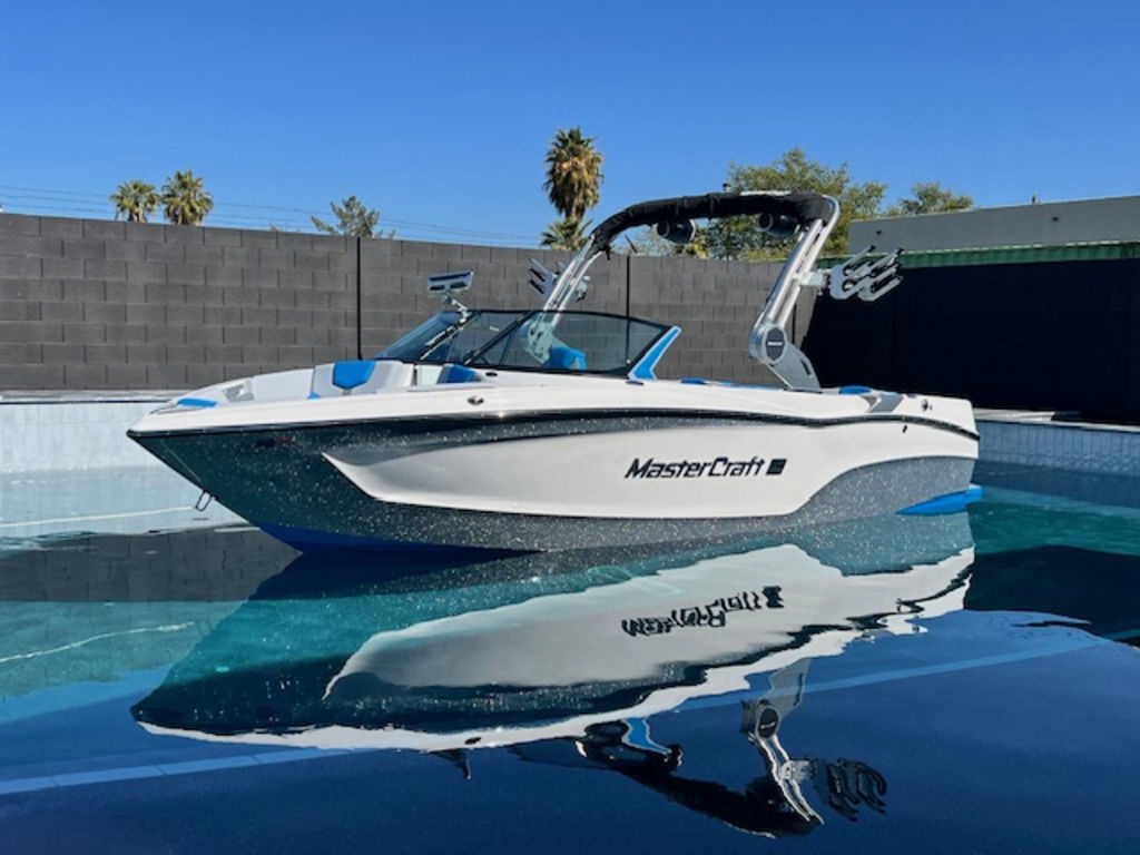 boat.Title