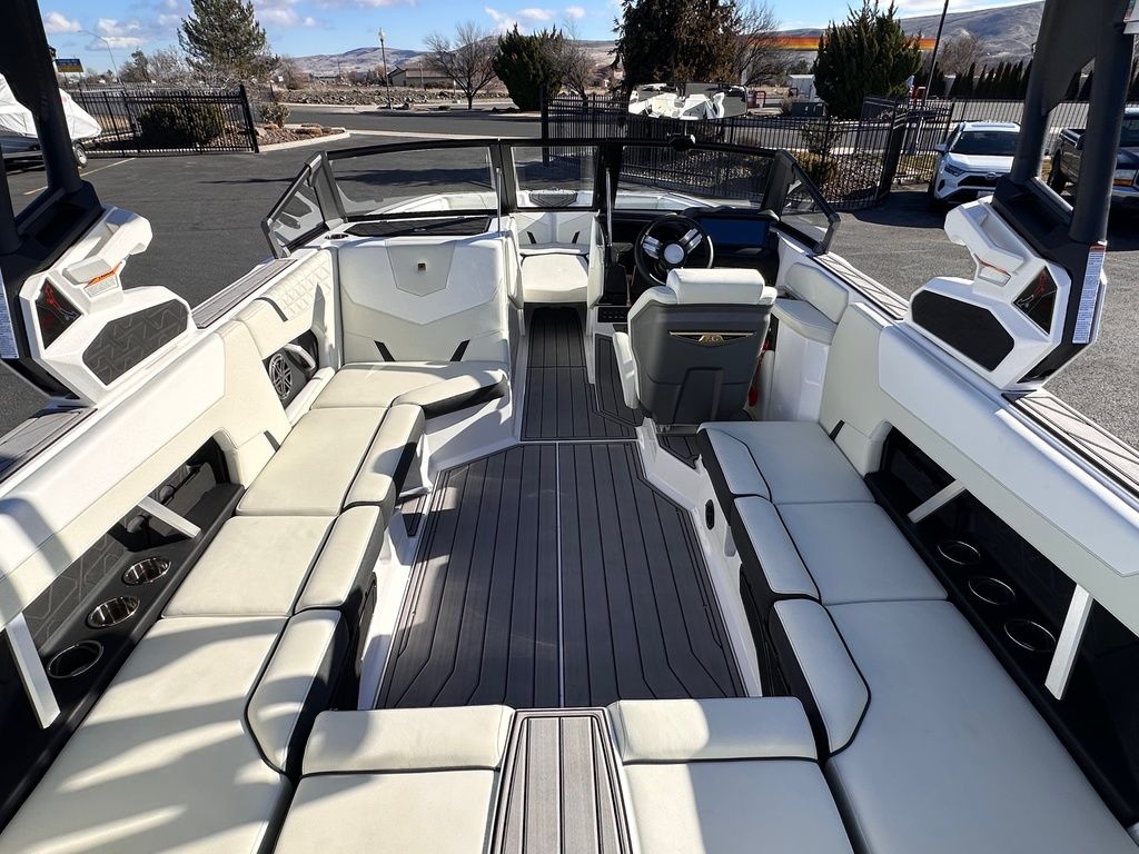 2025 Nautique Super Air Nautique GS22