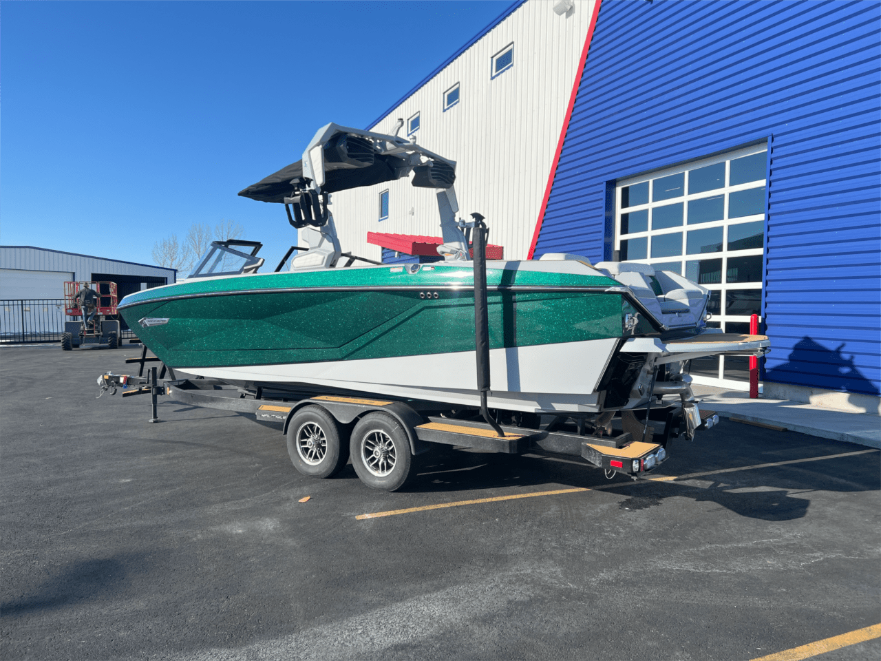 boat.Title