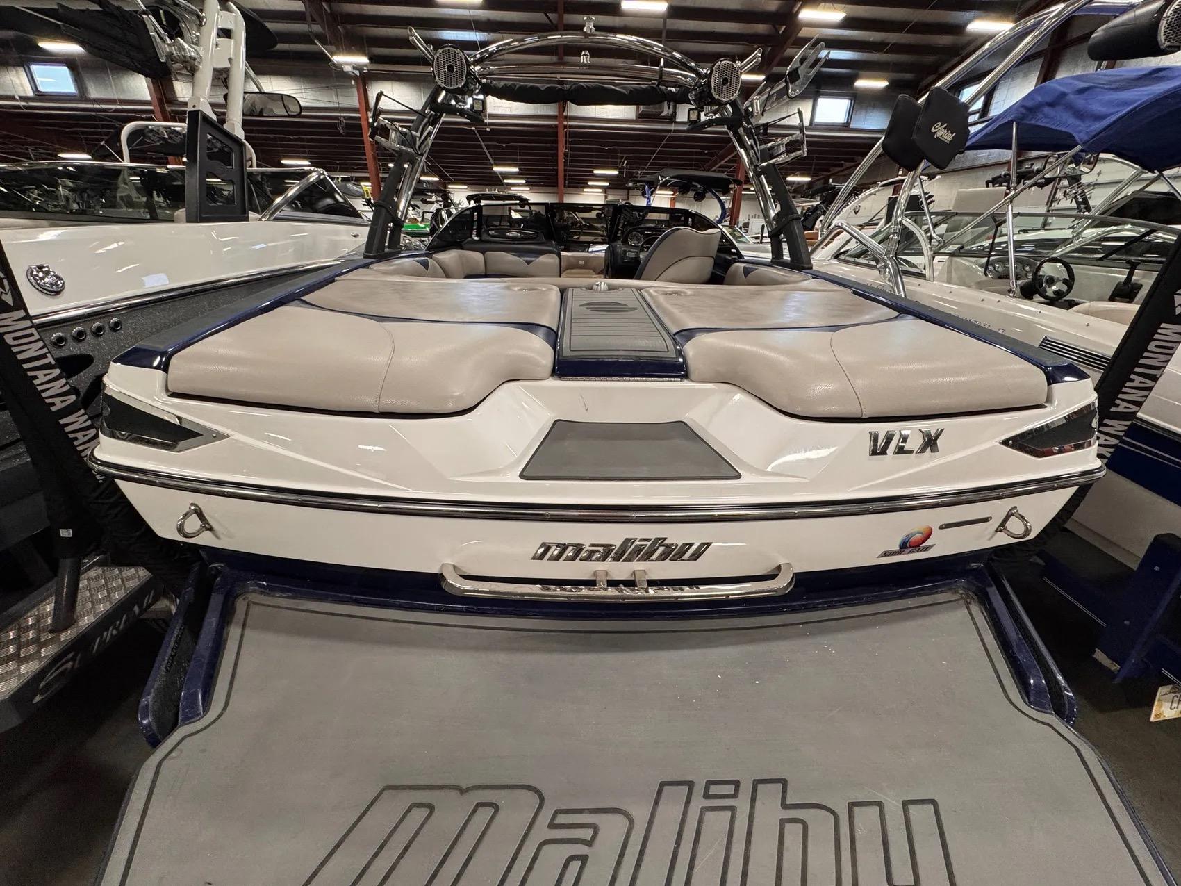 2013 Malibu Wakesetter VLX