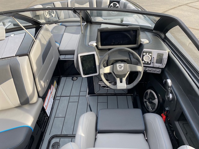 2021 Malibu Wakesetter 24MXZ – Monsoon LT4