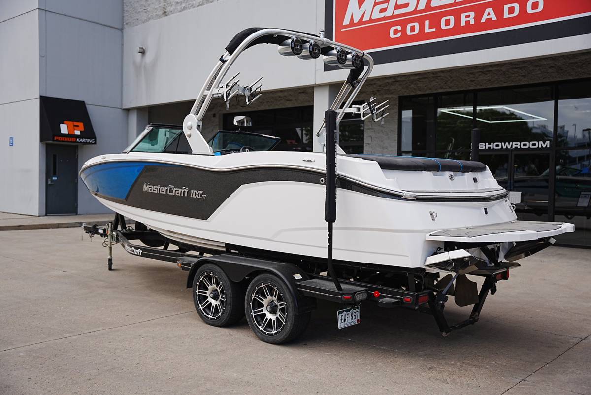 boat.Title
