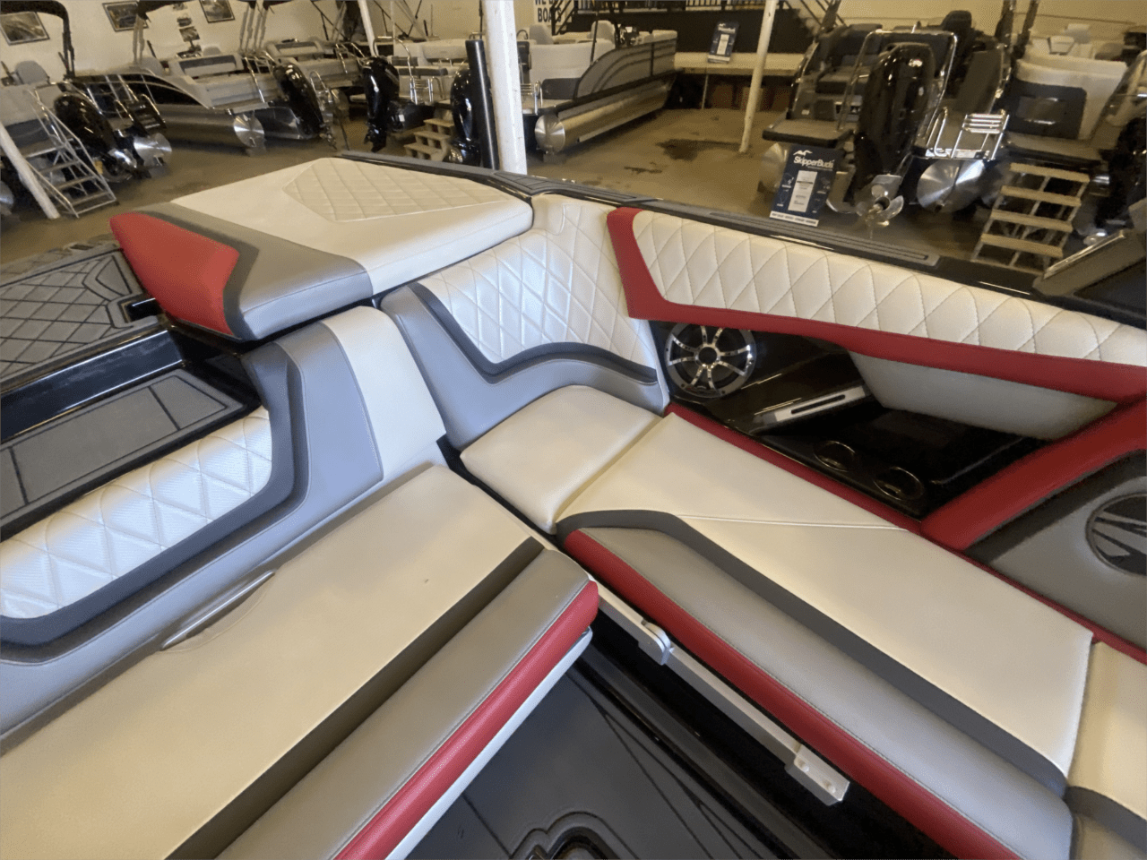 2017 Tige RZX2 | 209789