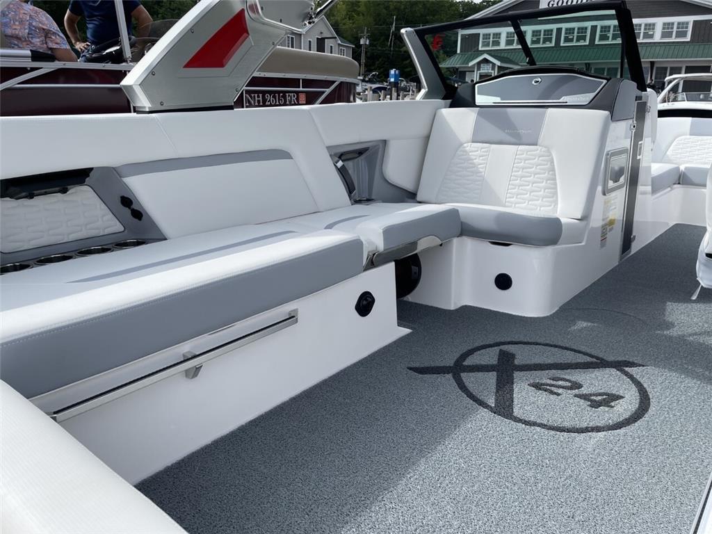 2022 MASTERCRAFT X24