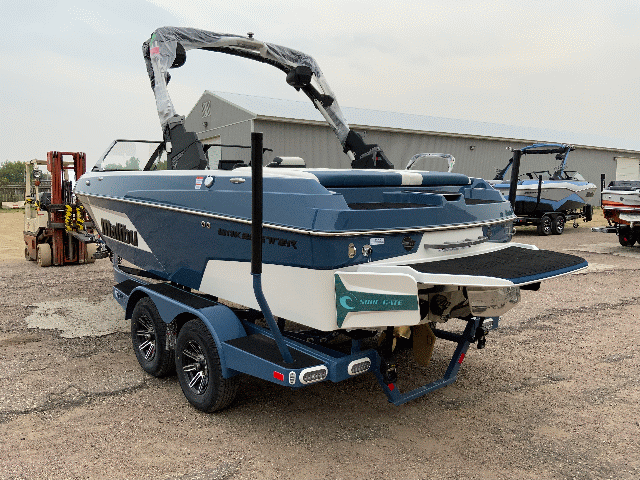 NEW 2024 MALIBU 20’ VTX wakesetter w/ M5DI &amp; TRL