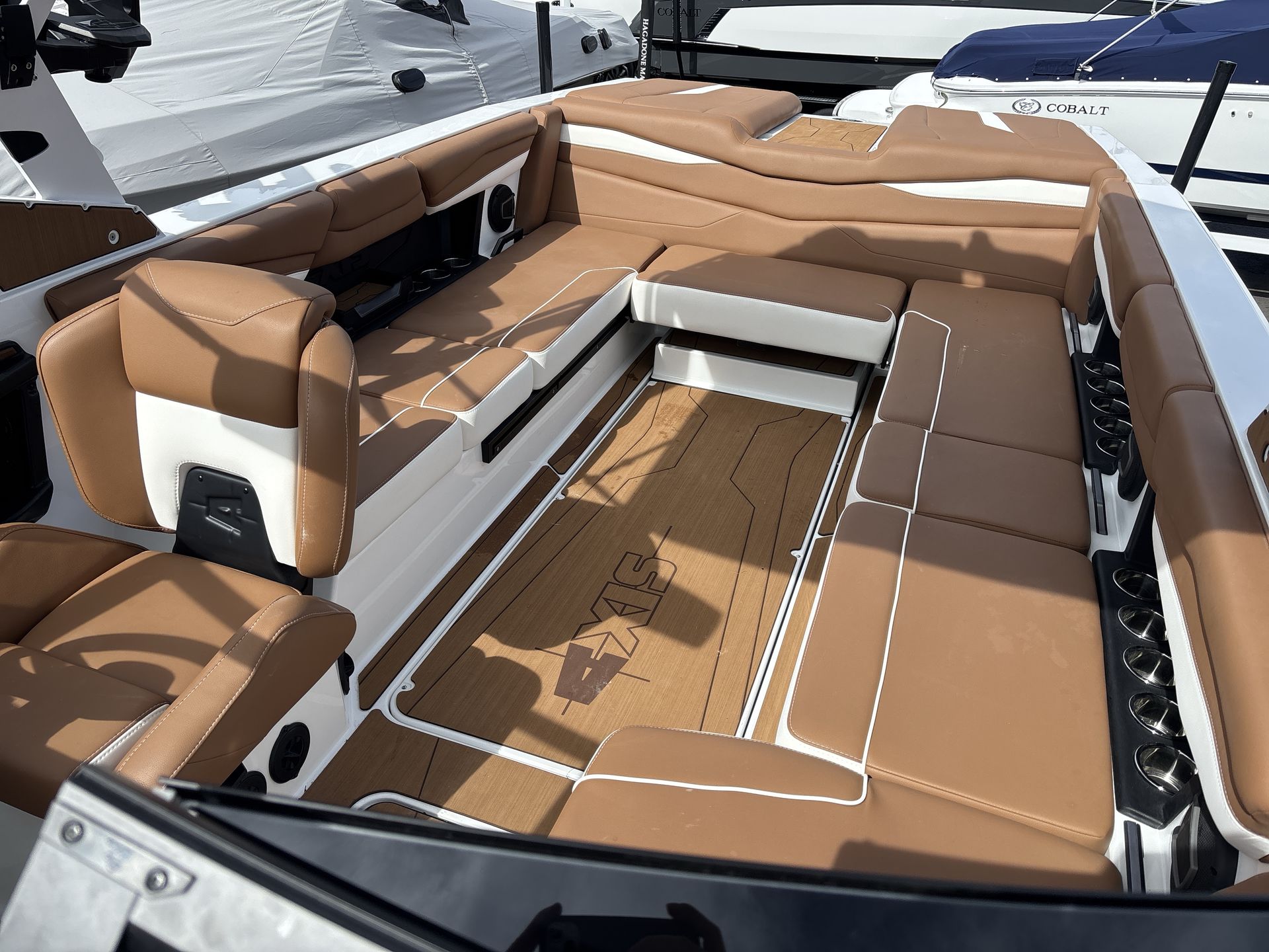 2025 Axis A245 Icon